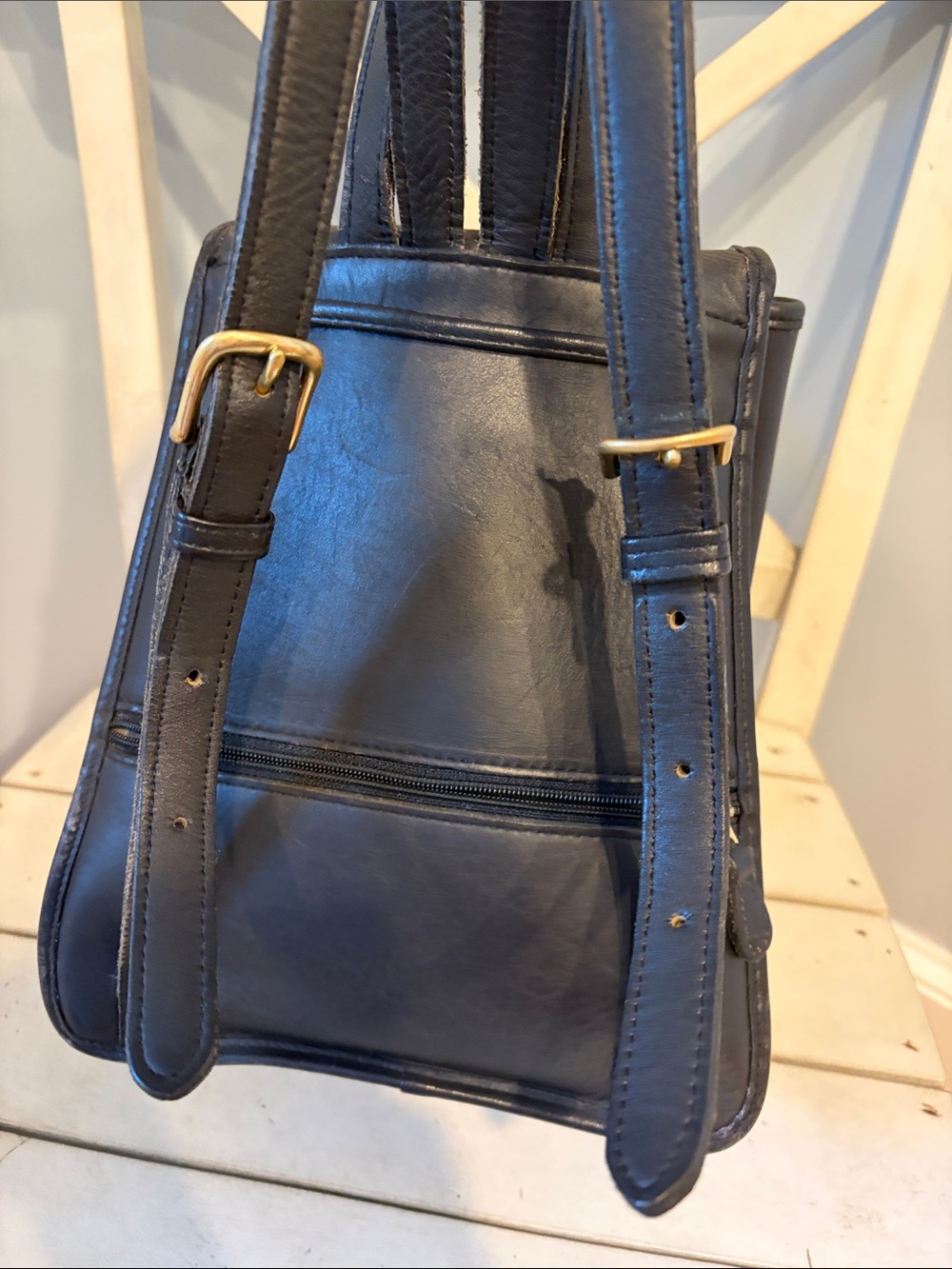 Coach All Leather Vintage Large Daypack with Turn-Lock Closure #9791 - Picture 3 of 9